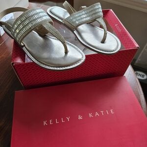 Kelly and Katie thong sandals